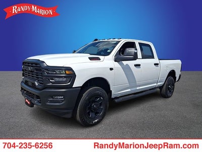 2027 RAM 2500 RAM 2500 TRADESMAN CREW CAB 4X4 6'4' BOX