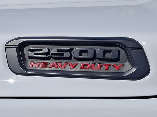 2027 RAM 2500 RAM 2500 TRADESMAN CREW CAB 4X4 6'4' BOX