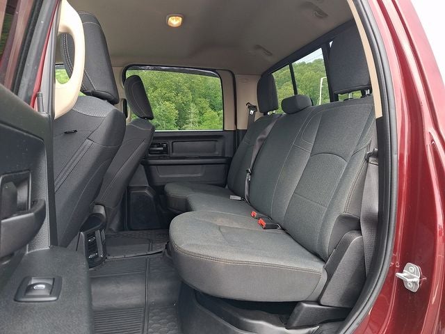 2020 RAM 2500 Tradesman Crew Cab 4x4 6'4' Box