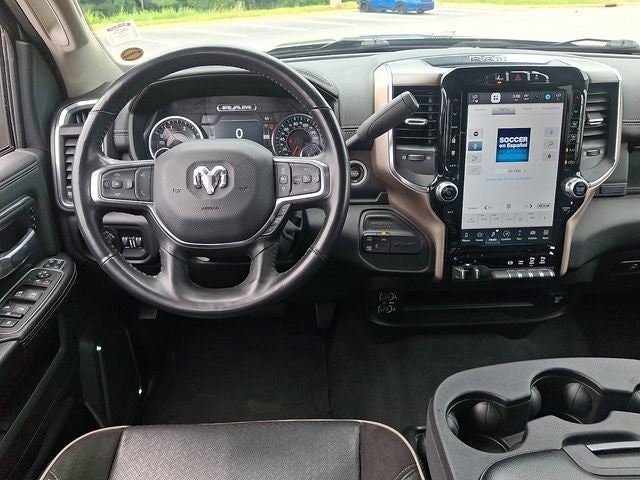 2024 RAM 2500 Laramie Crew Cab 4x4 6'4' Box