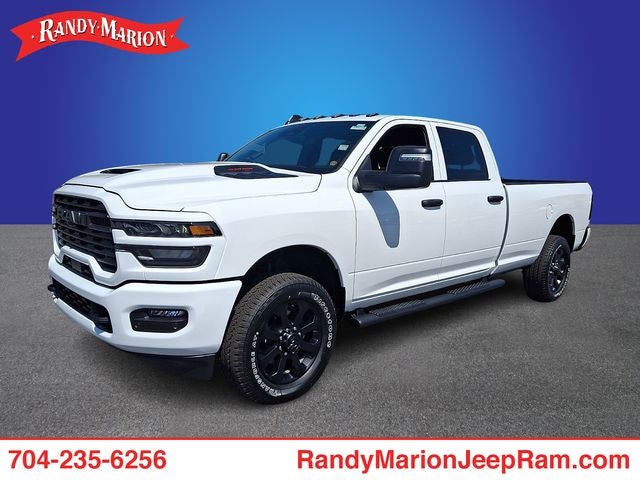 2026 RAM 2500 RAM 2500 BLACK EXPRESS CREW CAB 4X4 8' BOX