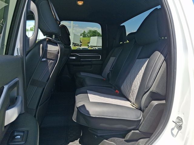 2021 RAM 2500 Big Horn Crew Cab 4x4 8' Box
