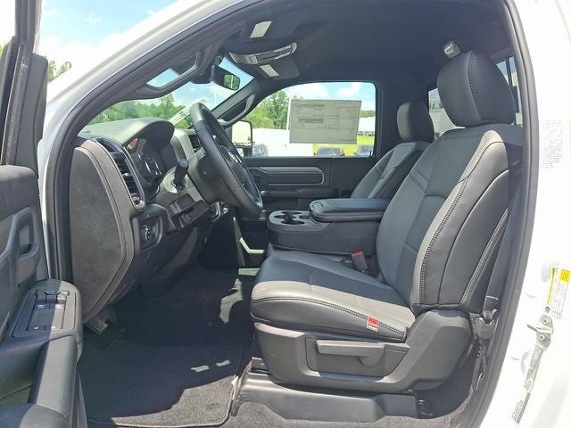 2026 RAM 2500 RAM 2500 TRADESMAN REGULAR CAB 4X4 8' BOX