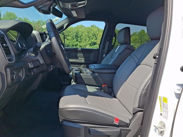 2026 RAM 2500 RAM 2500 TRADESMAN CREW CAB 4X4 8' BOX