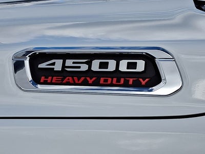 2026 RAM 4500HD RAM 4500 TRADESMAN CHASSIS CREW CAB 4X4 60' CA