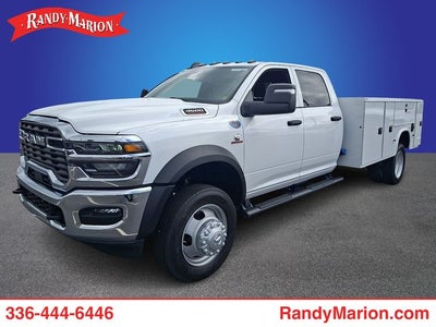 2026 RAM 4500HD RAM 4500 TRADESMAN CHASSIS CREW CAB 4X4 84' CA
