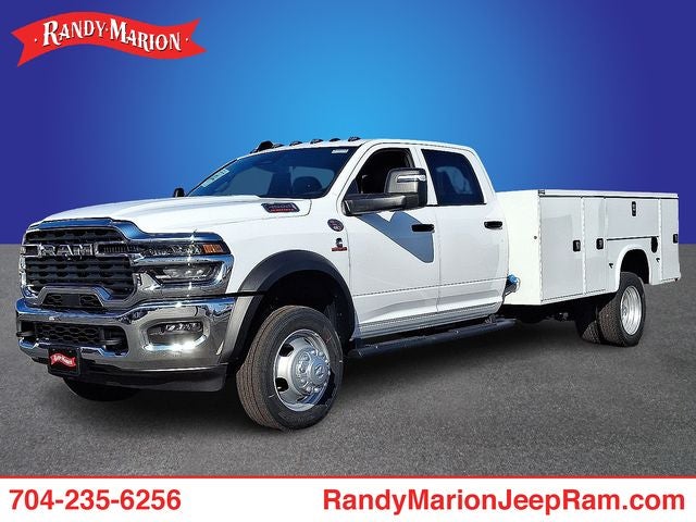 2026 RAM 4500HD RAM 4500 TRADESMAN CHASSIS CREW CAB 4X4 84' CA