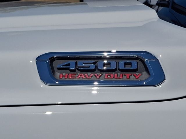2026 RAM 4500HD RAM 4500 TRADESMAN CHASSIS CREW CAB 4X4 84' CA