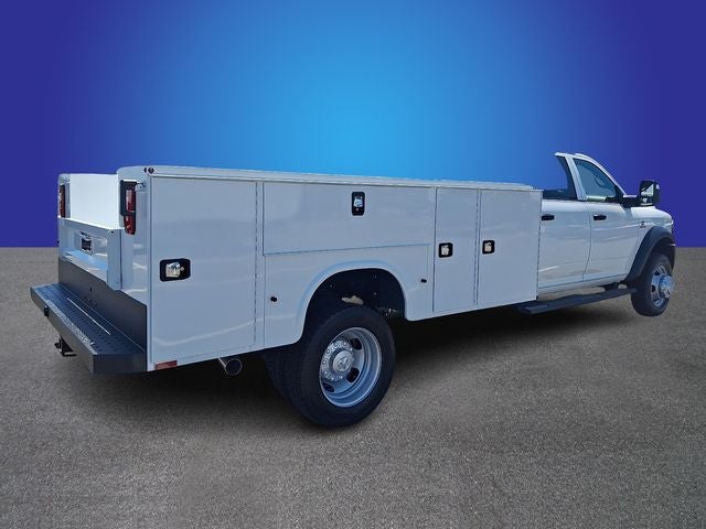 2026 RAM 4500HD RAM 4500 TRADESMAN CHASSIS CREW CAB 4X4 84' CA