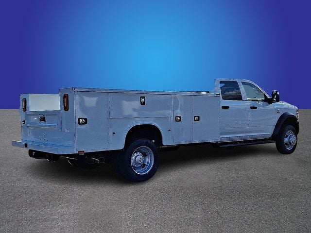 2026 RAM 4500HD RAM 4500 TRADESMAN CHASSIS CREW CAB 4X4 84' CA