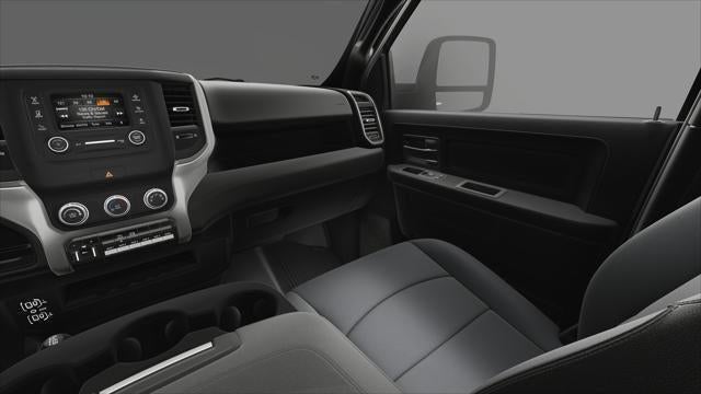 2024 RAM 5500HD RAM 5500 TRADESMAN CHASSIS CREW CAB 4X4 60' CA