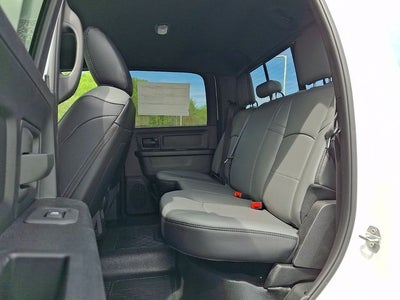 2026 RAM 5500HD RAM 5500 TRADESMAN CHASSIS CREW CAB 4X4 84' CA