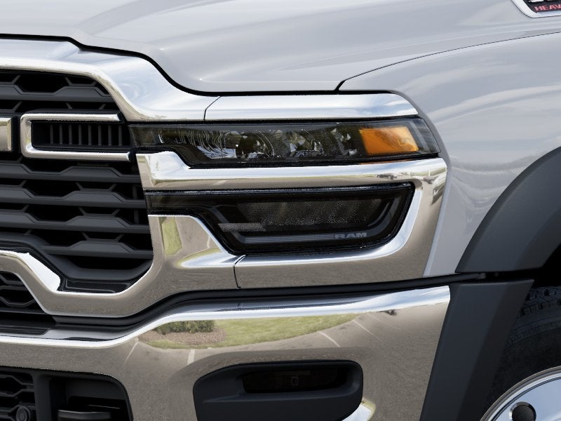 2026 RAM 5500HD RAM 5500 TRADESMAN CHASSIS CREW CAB 4X4 84' CA