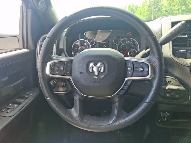 2026 RAM 5500HD RAM 5500 TRADESMAN CHASSIS CREW CAB 4X4 84' CA