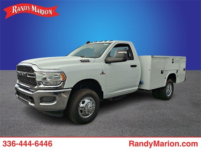 2023 RAM 3500 RAM 3500 TRADESMAN CHASSIS REGULAR CAB 4X4 60' CA