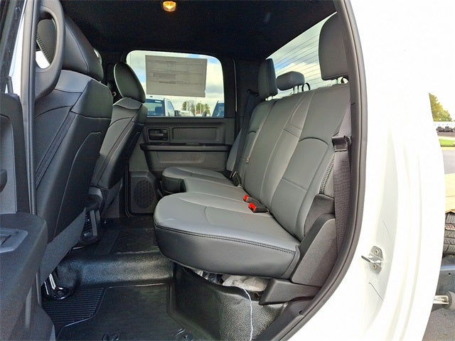 2026 RAM 3500 RAM 3500 TRADESMAN CREW CAB CHASSIS 4X4 60' CA