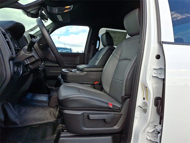 2026 RAM 3500 RAM 3500 TRADESMAN CREW CAB CHASSIS 4X4 60' CA