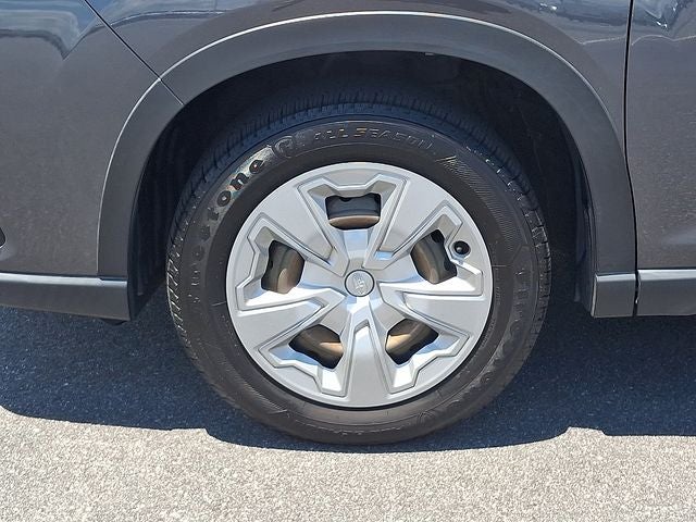 2023 Subaru Forester Base