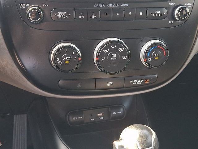 2015 Kia Soul Base